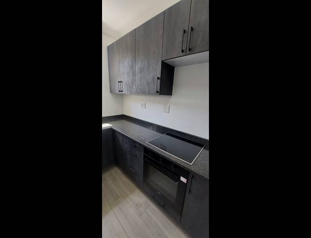 2 BEDROOM APARTMENT FOR SALE IN UMHLANGA RIDGE